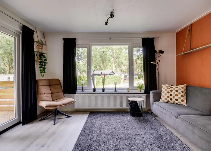 Chalet Heerlijk Op De Veluwe Hoenderloo